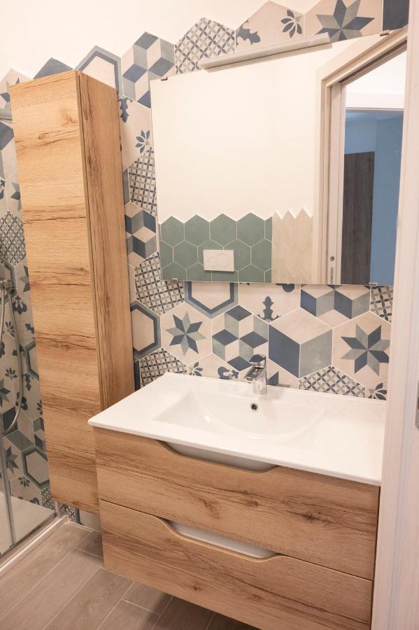 Antica Dogana Apartments Scirocco Терачина Екстериор снимка